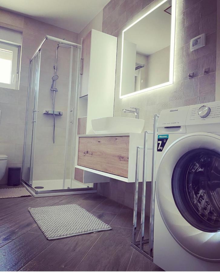Apartment Mala メドゥリン エクステリア 写真